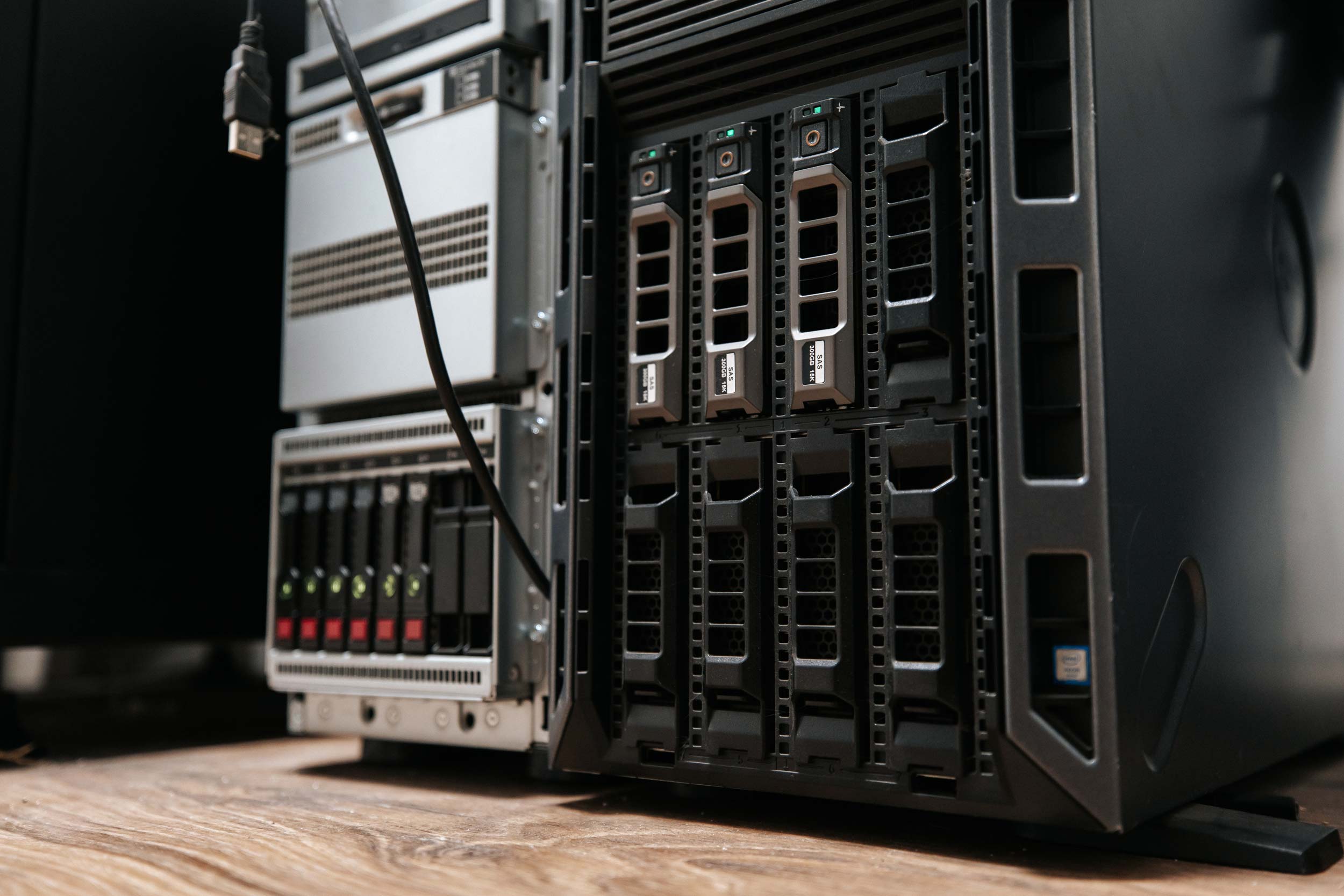 Photo de matériel informatique - société SecureTech